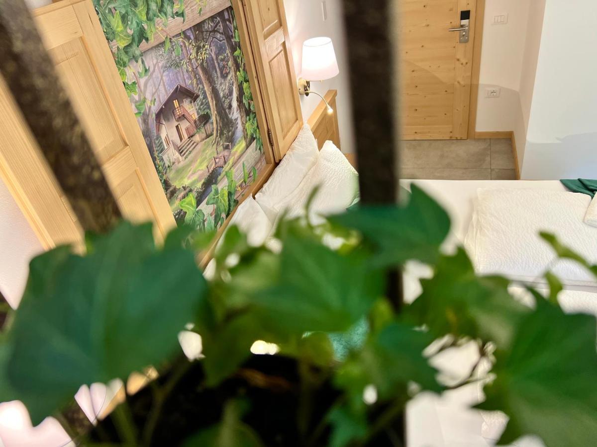 Cavedine La Finestra Sul Giardino - B&B מראה חיצוני תמונה