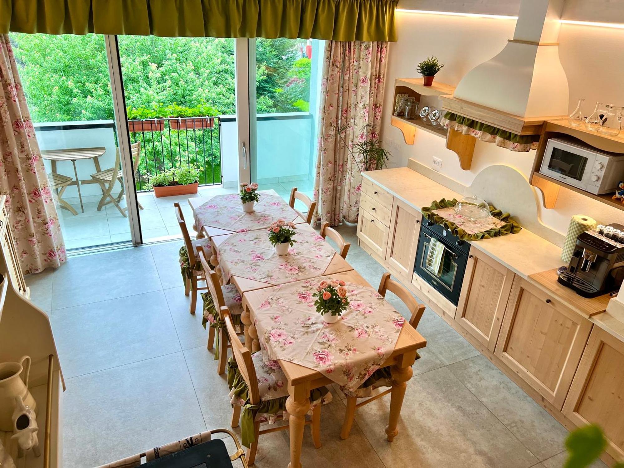 Cavedine La Finestra Sul Giardino - B&B מראה חיצוני תמונה